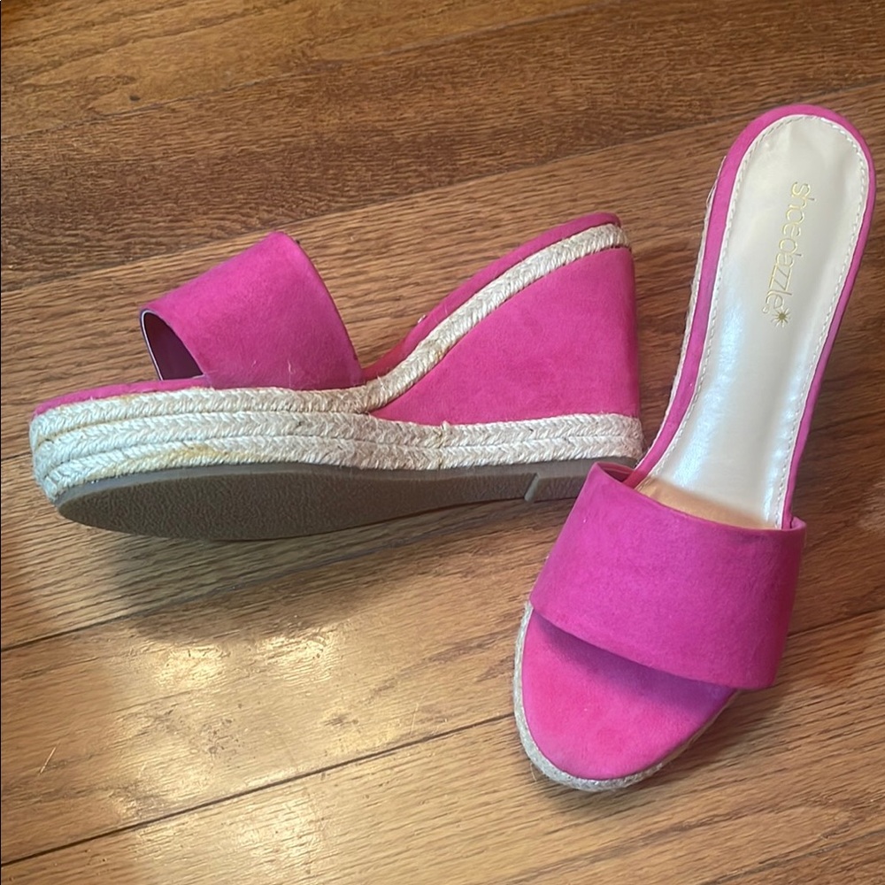Shoe Dazzle Hot Pink Wedge Slide Sandals - Picture 3 of 8